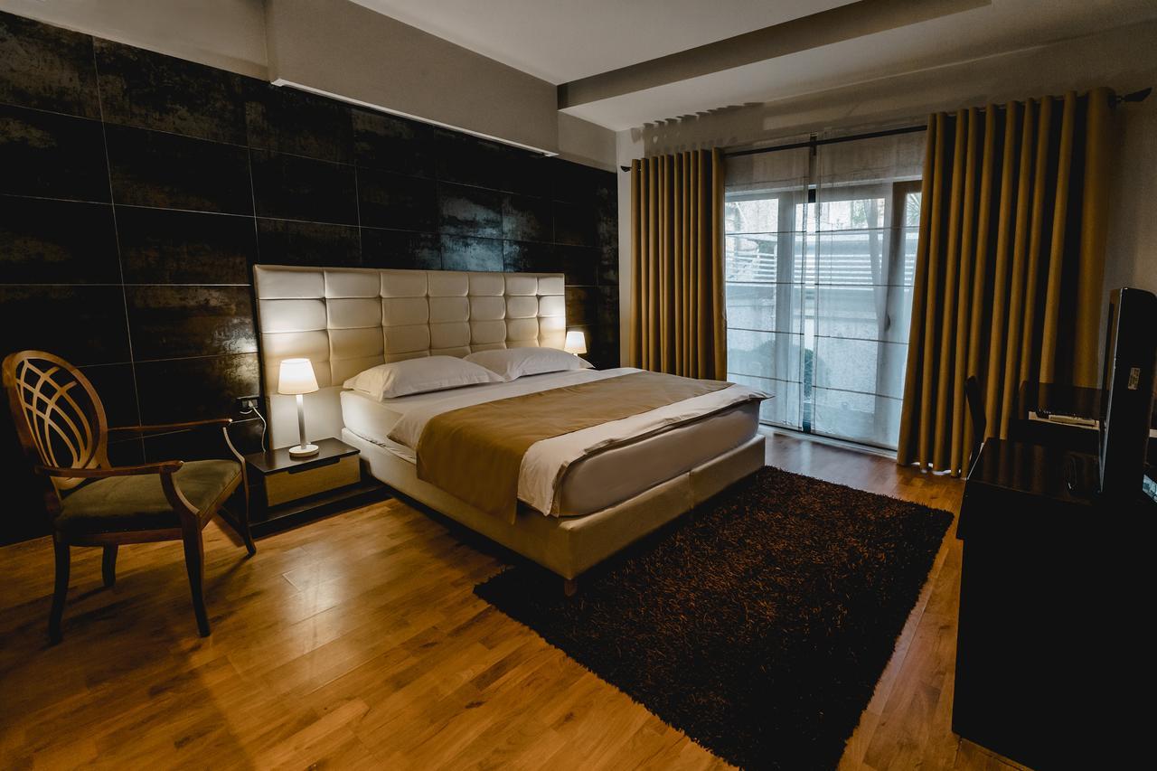Green House Hotel & Restaurant Tirana Zewnętrze zdjęcie