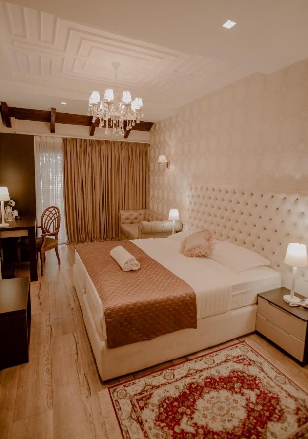 Green House Hotel & Restaurant Tirana Zewnętrze zdjęcie