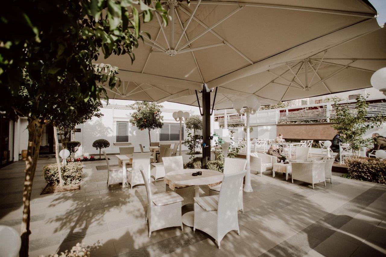 Green House Hotel & Restaurant Tirana Zewnętrze zdjęcie